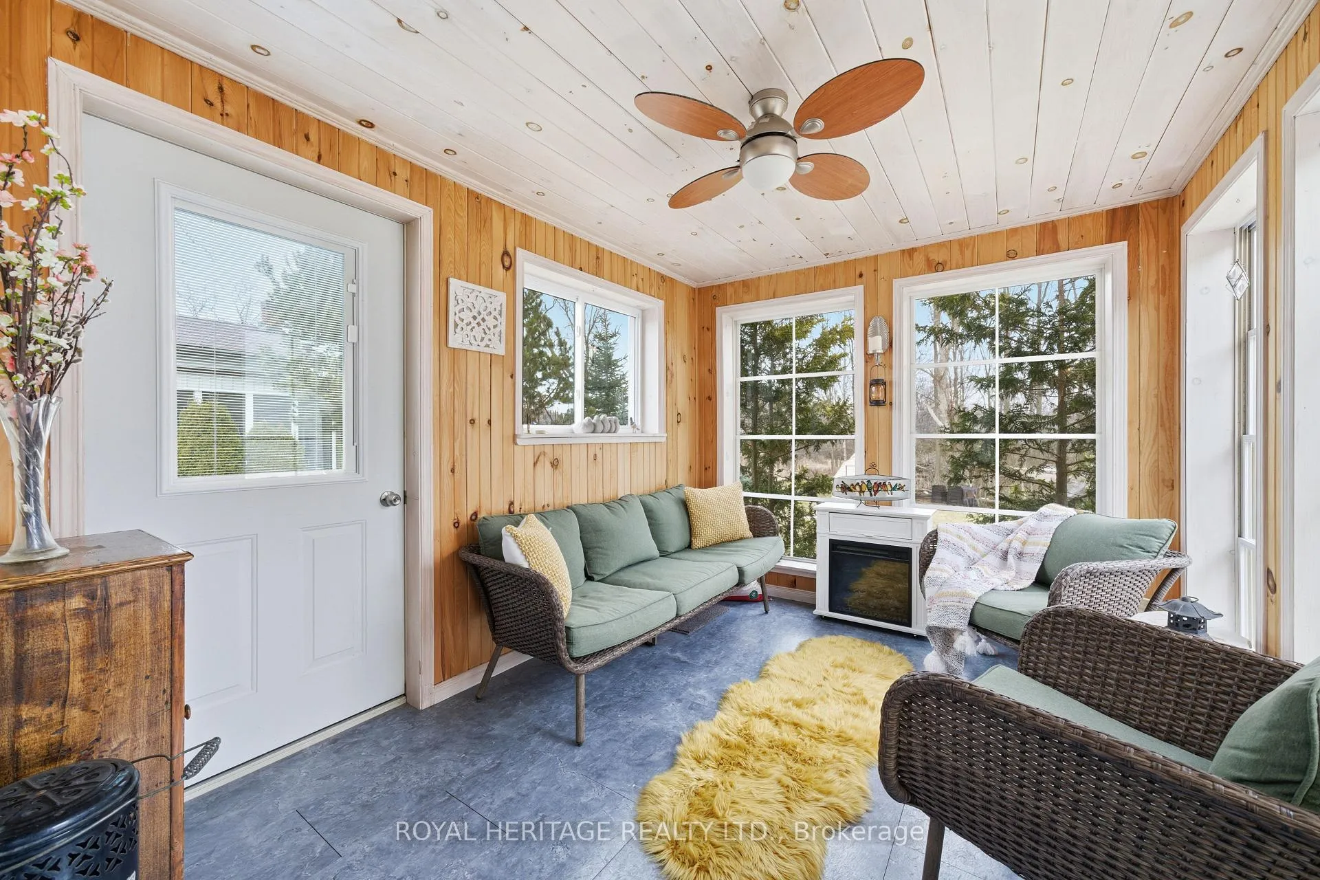 Photo 19 of 33 Frankford Road, Stirling-Rawdon, Stirling Ward — HOMEH