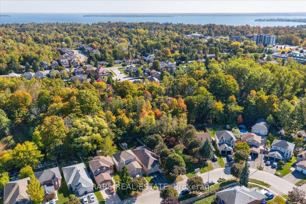 Photo 4 of 1069 Corrie Street, Innisfil, Alcona — HOMEH