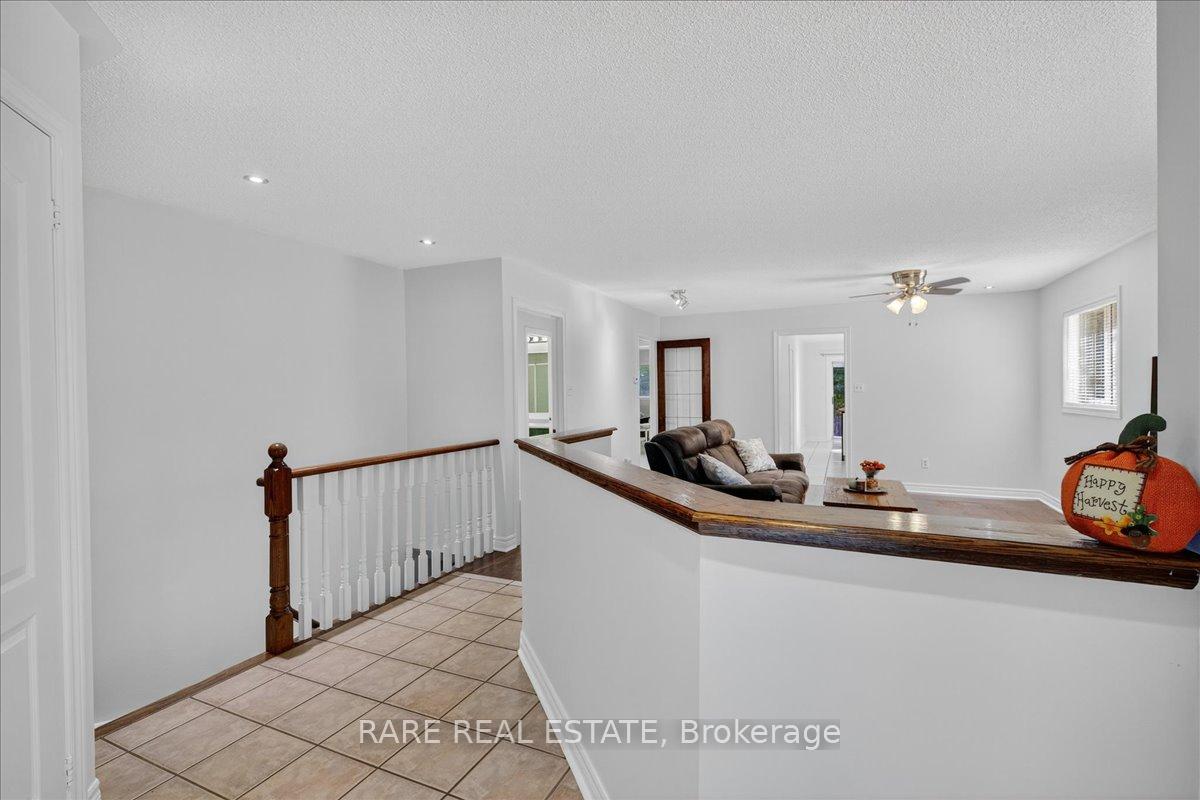 Photo 6 of 1069 Corrie Street, Innisfil, Alcona — HOMEH