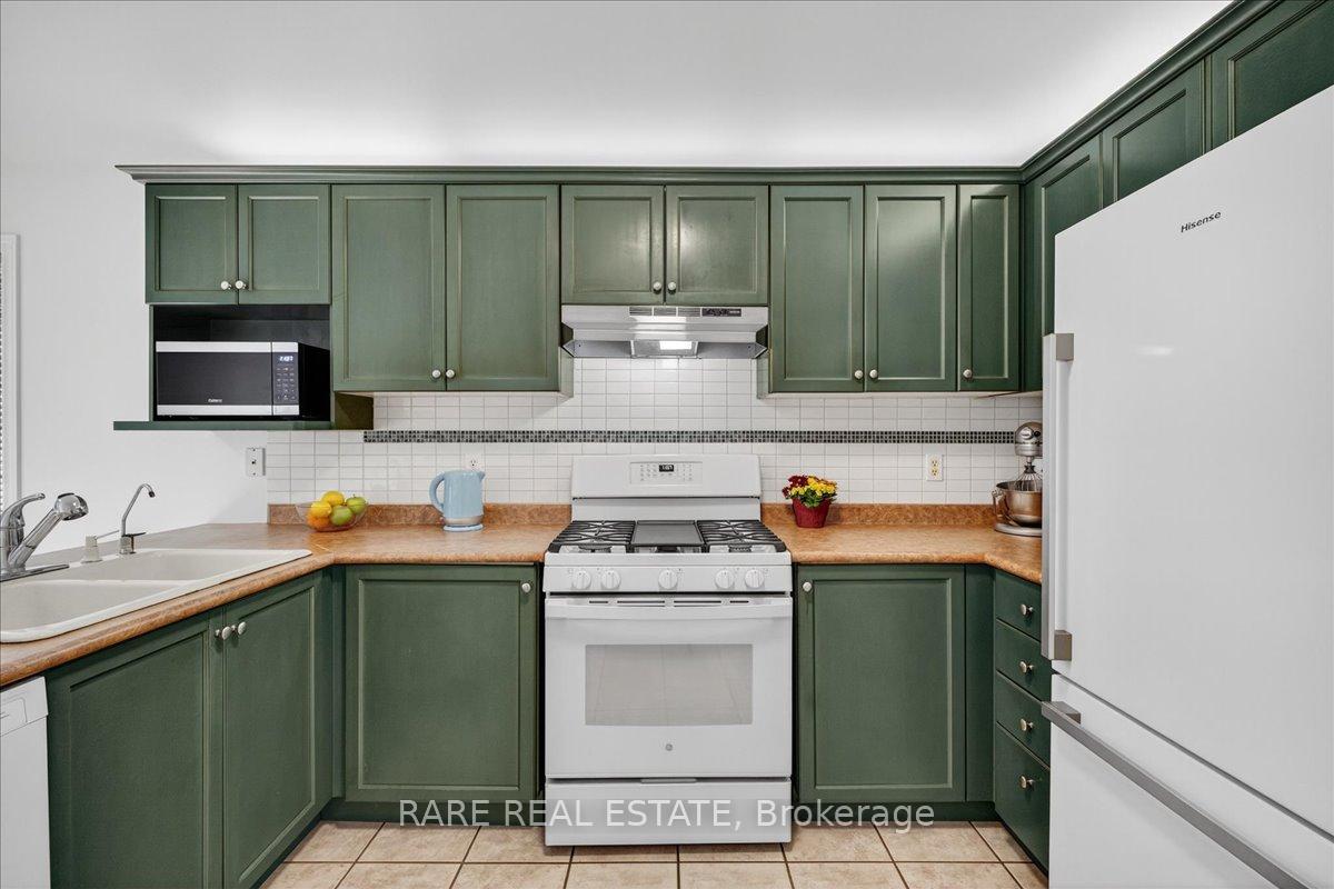 Photo 9 of 1069 Corrie Street, Innisfil, Alcona — HOMEH