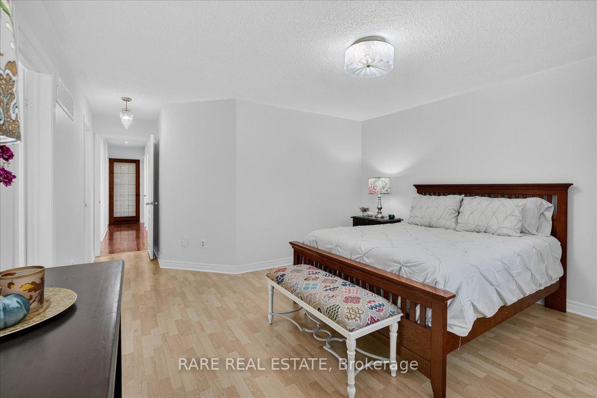 Photo 23 of 1069 Corrie Street, Innisfil, Alcona — HOMEH