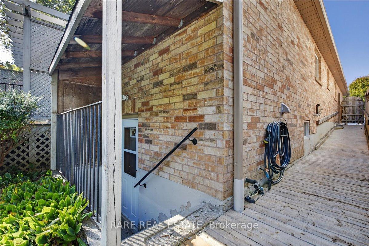 Photo 37 of 1069 Corrie Street, Innisfil, Alcona — HOMEH
