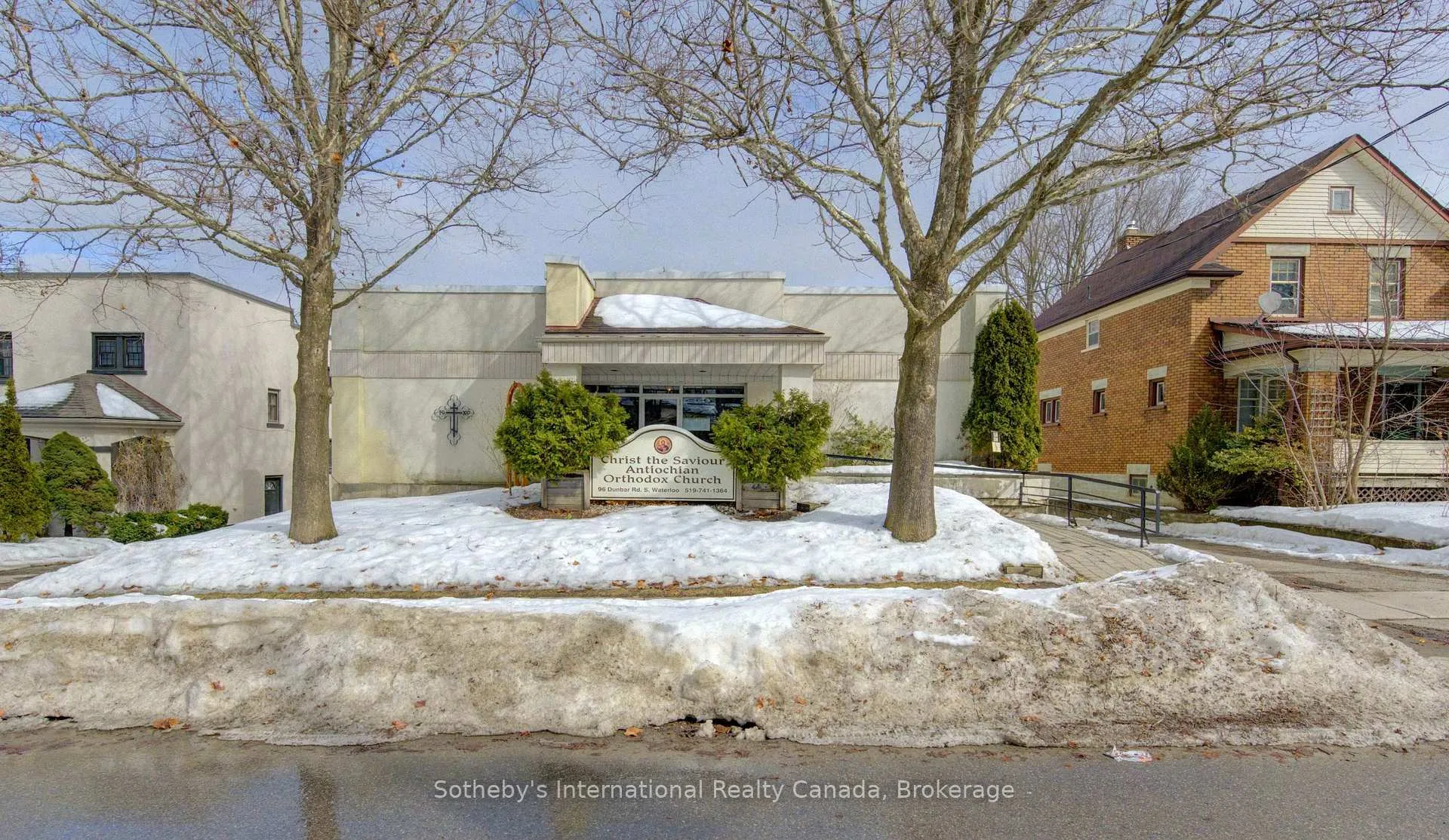 Photo 2 of 96 Dunbar Road S, Waterloo — HOMEH