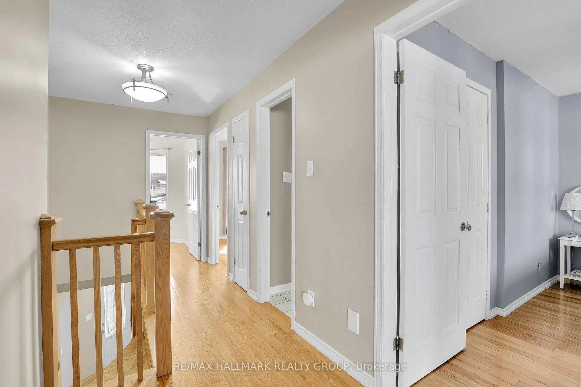 Photo 20 of 1589 Champneuf Drive, Ottawa, Chateauneuf — HOMEH