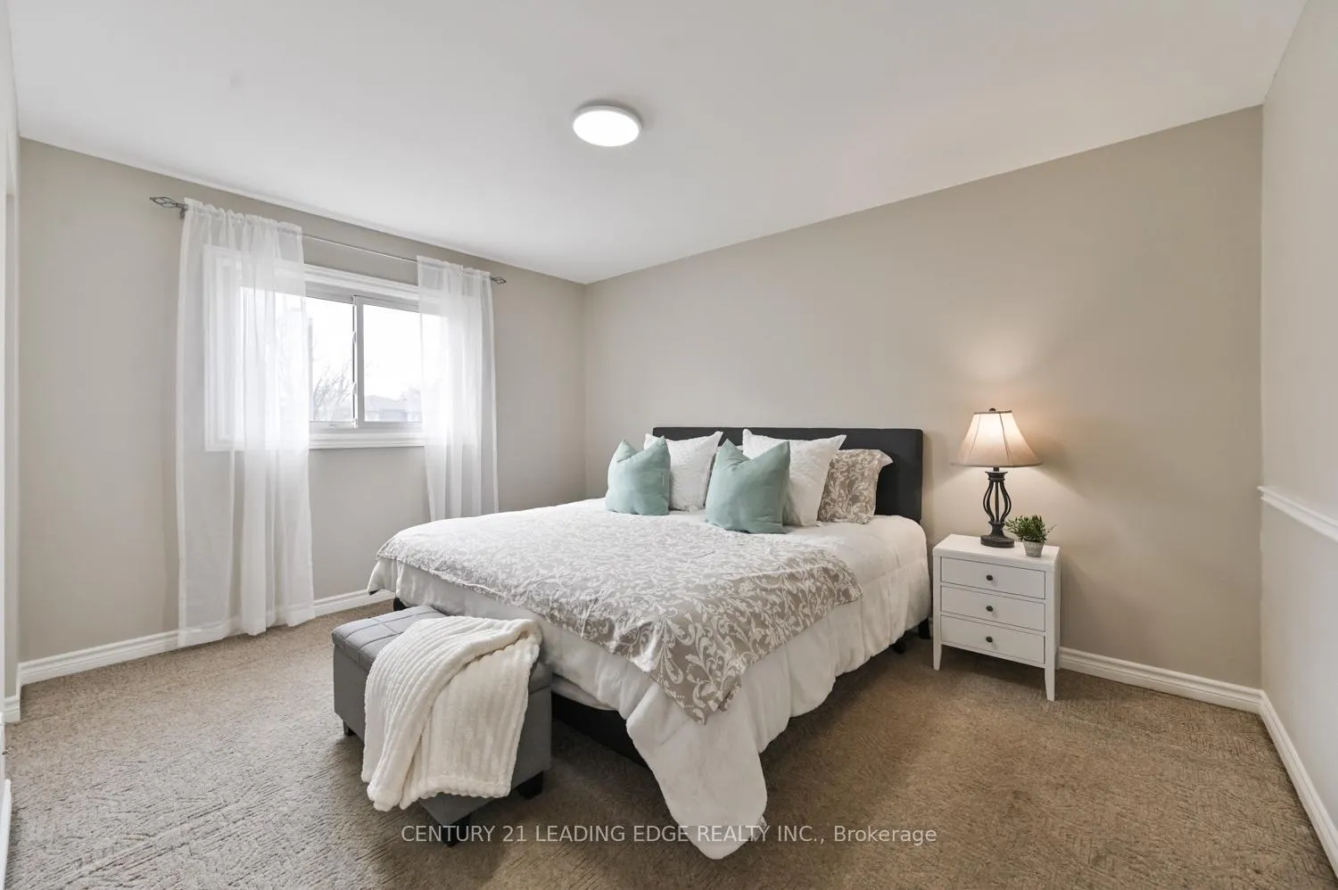 Photo 21 of 47 Wootten Way N, Markham, Markham Village — HOMEH