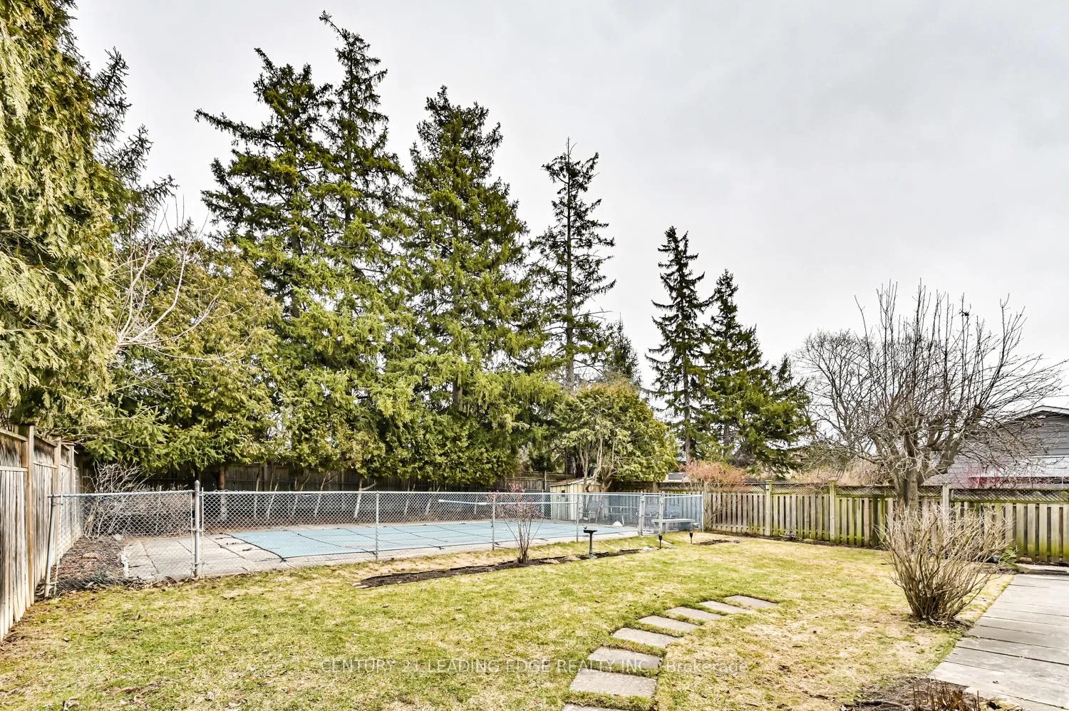 Photo 35 of 47 Wootten Way N, Markham, Markham Village — HOMEH