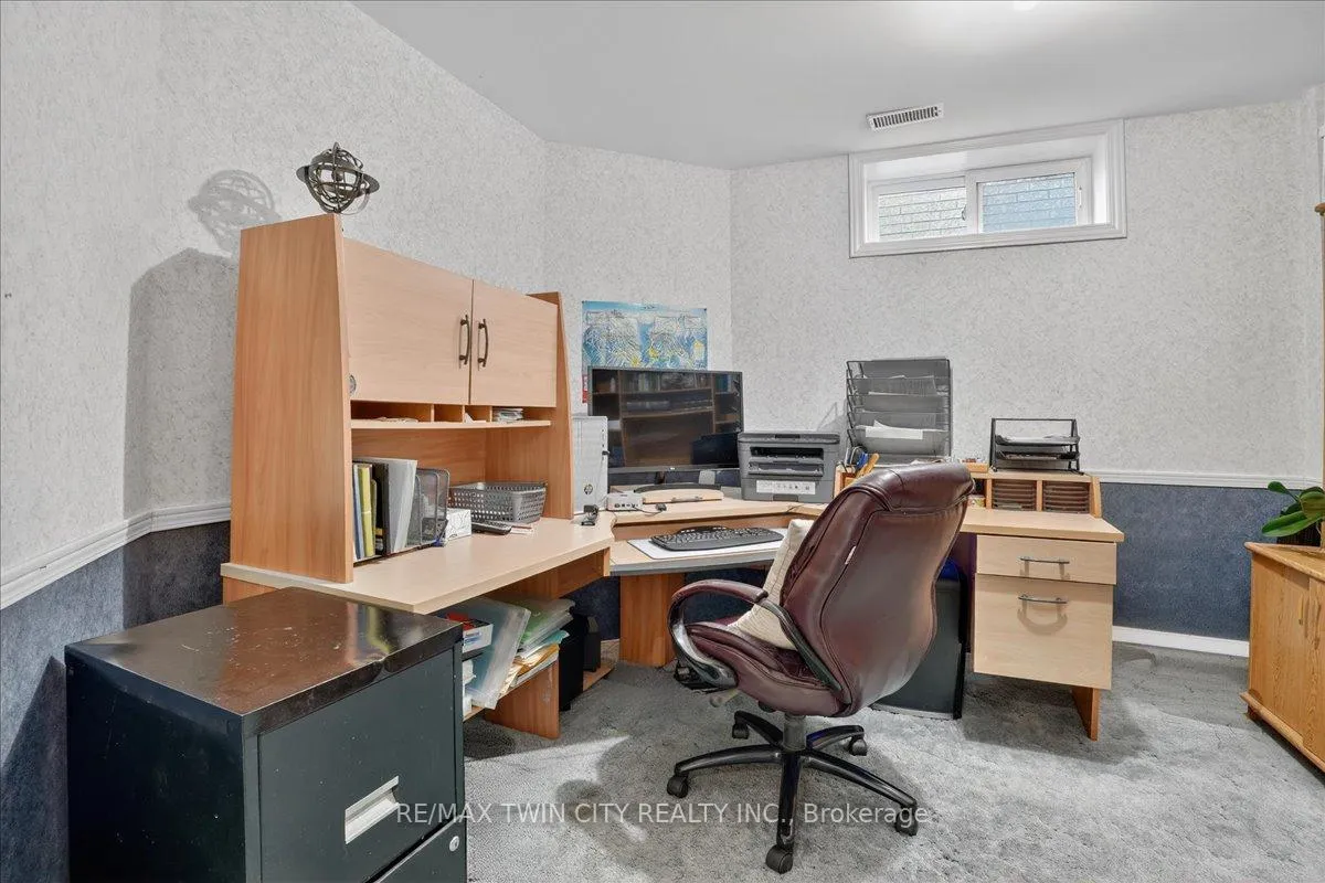 Photo 38 of 6 Ardwood Place, Kitchener — HOMEH