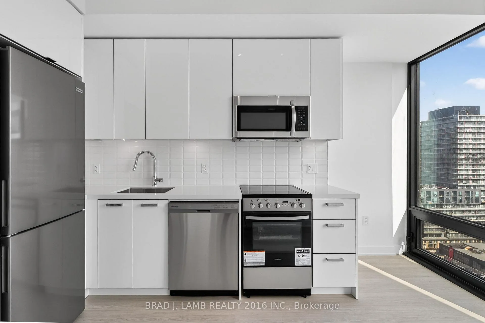 Photo 5 of Unit 1708, 284 King Street E, Toronto, Moss Park — HOMEH