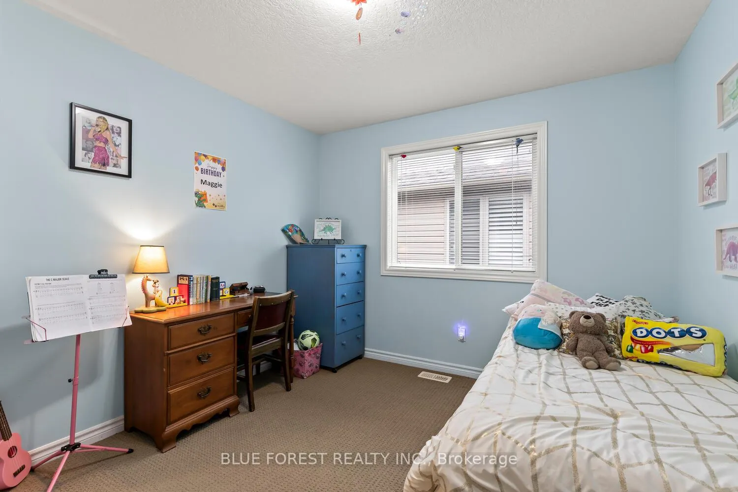 Photo 21 of 123 Watson Street, Lucan Biddulph, Lucan — HOMEH