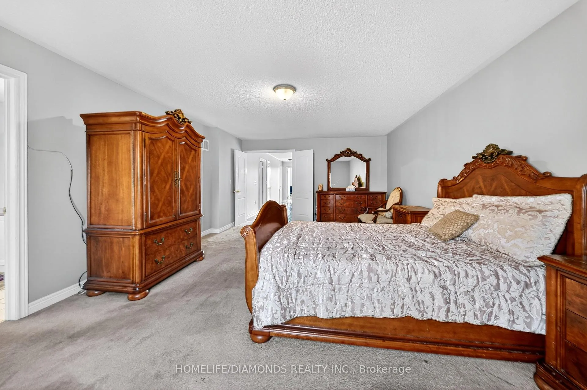 Photo 24 of 62 Don Minaker Drive, Brampton, Bram East — HOMEH