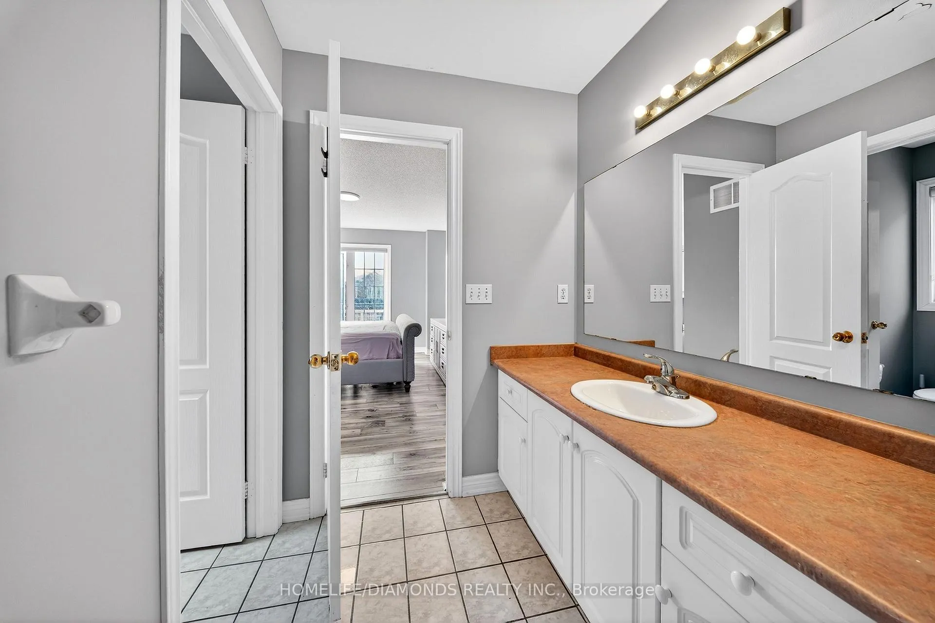 Photo 30 of 62 Don Minaker Drive, Brampton, Bram East — HOMEH