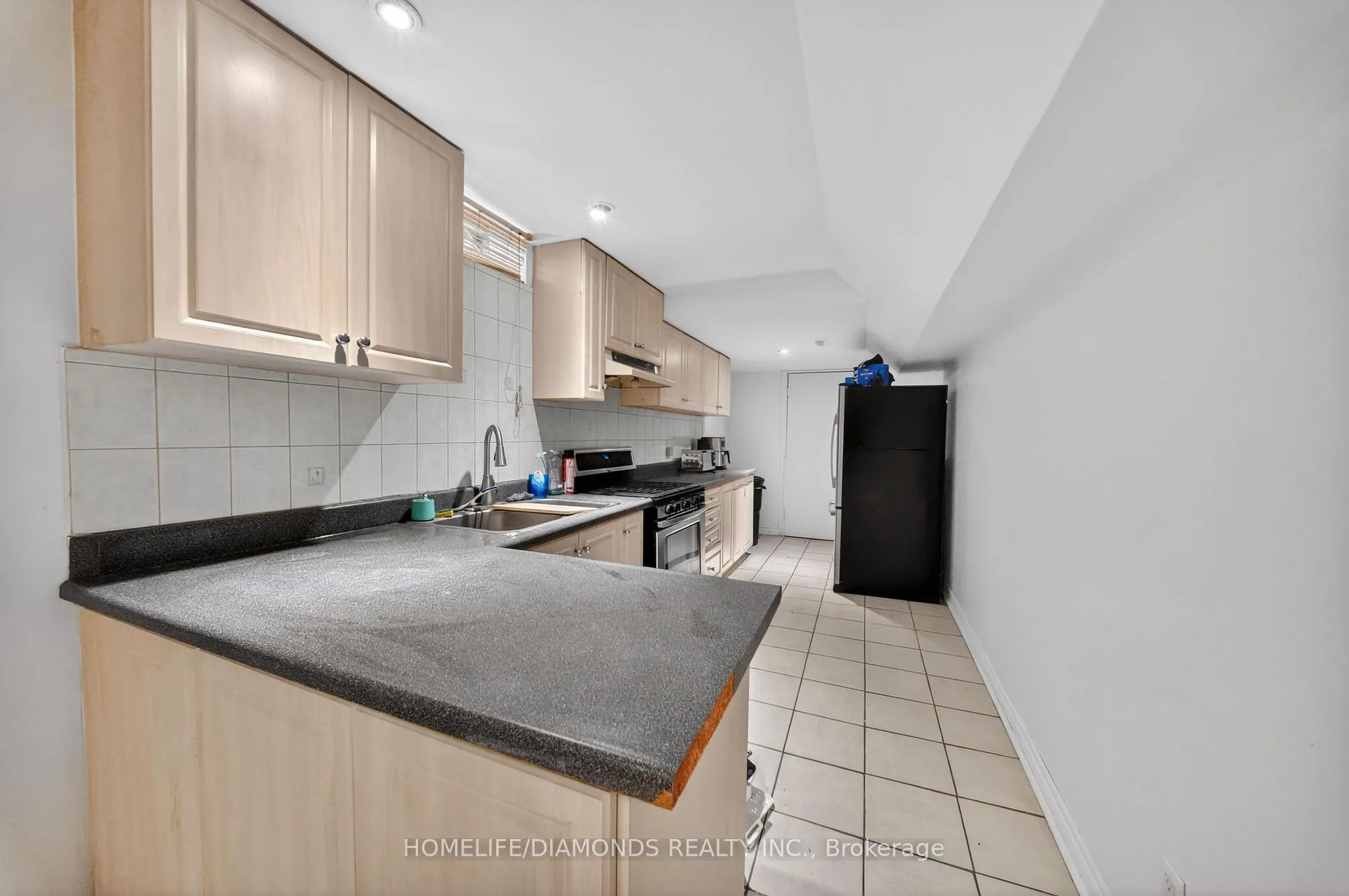 Photo 44 of 62 Don Minaker Drive, Brampton, Bram East — HOMEH