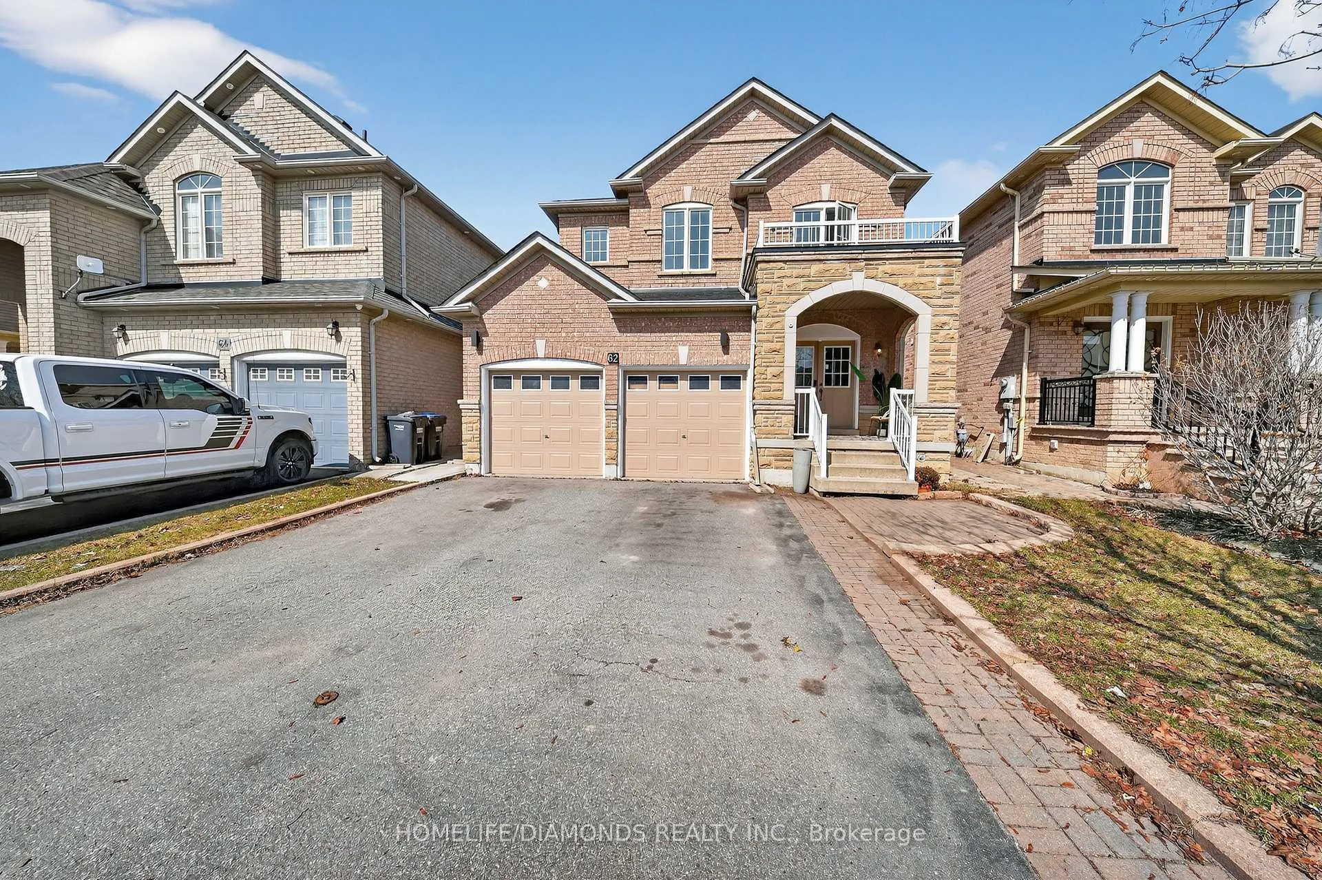 Photo 47 of 62 Don Minaker Drive, Brampton, Bram East — HOMEH