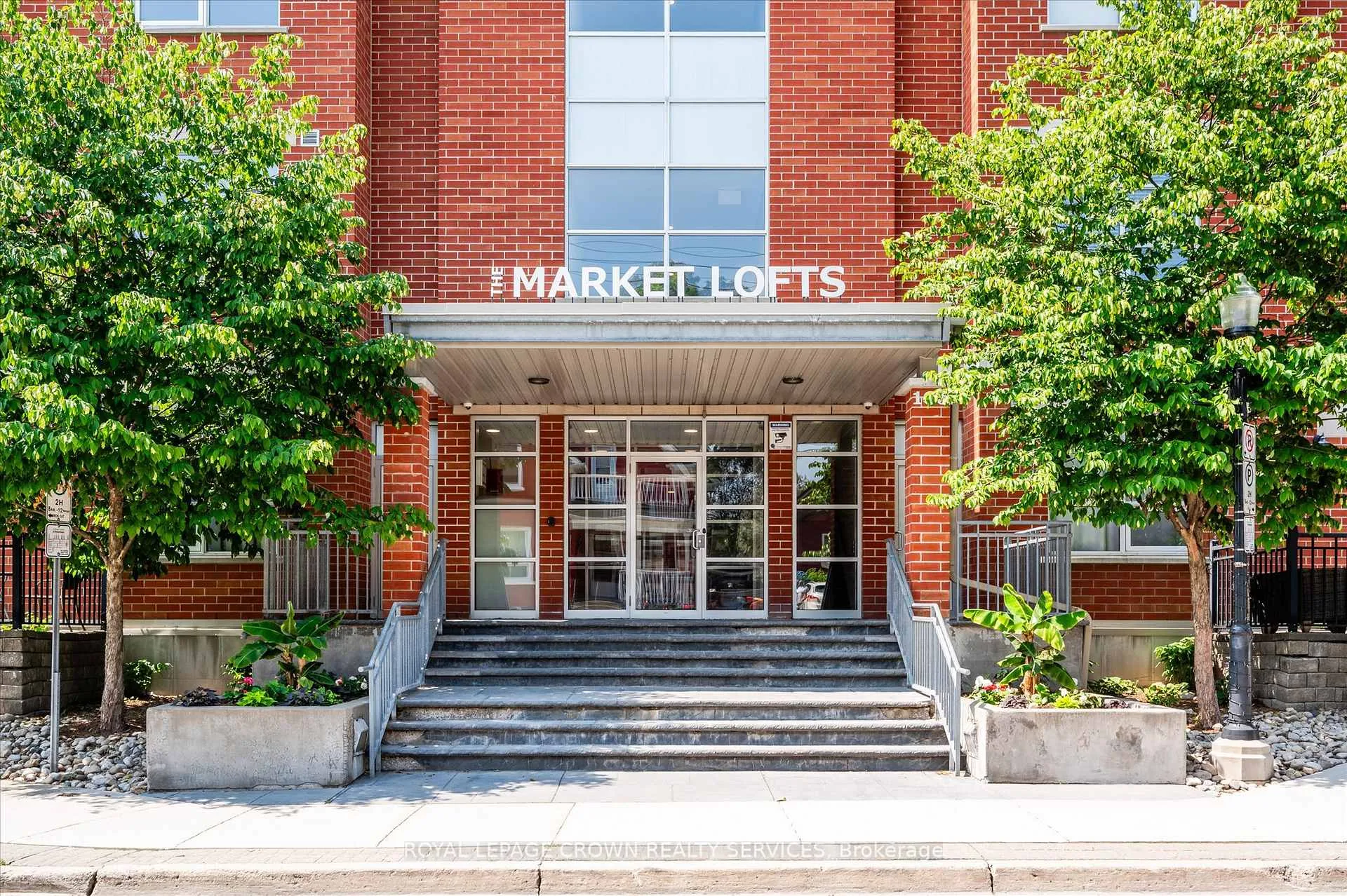 Photo 2 of Unit 218, 165 Duke Street E, Kitchener, King East — HOMEH