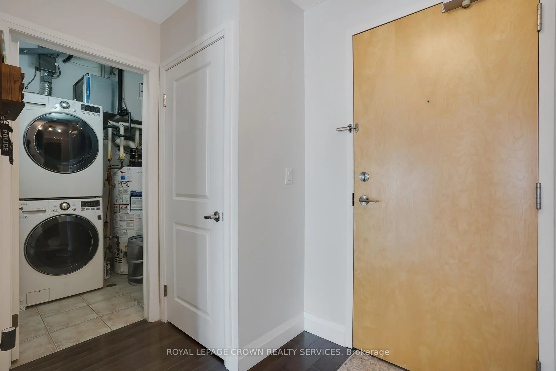 Photo 13 of Unit 218, 165 Duke Street E, Kitchener, King East — HOMEH
