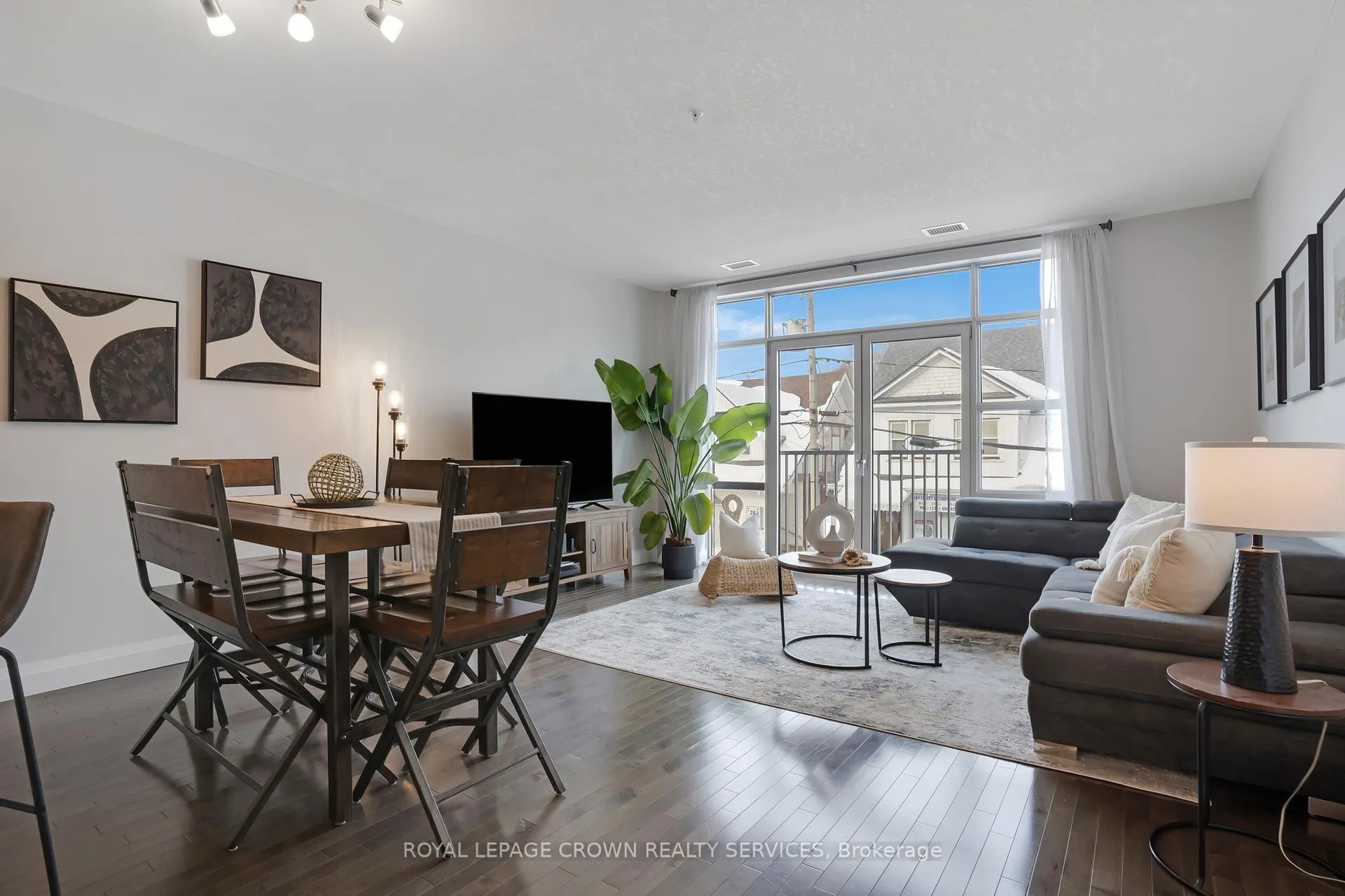 Photo 23 of Unit 218, 165 Duke Street E, Kitchener, King East — HOMEH