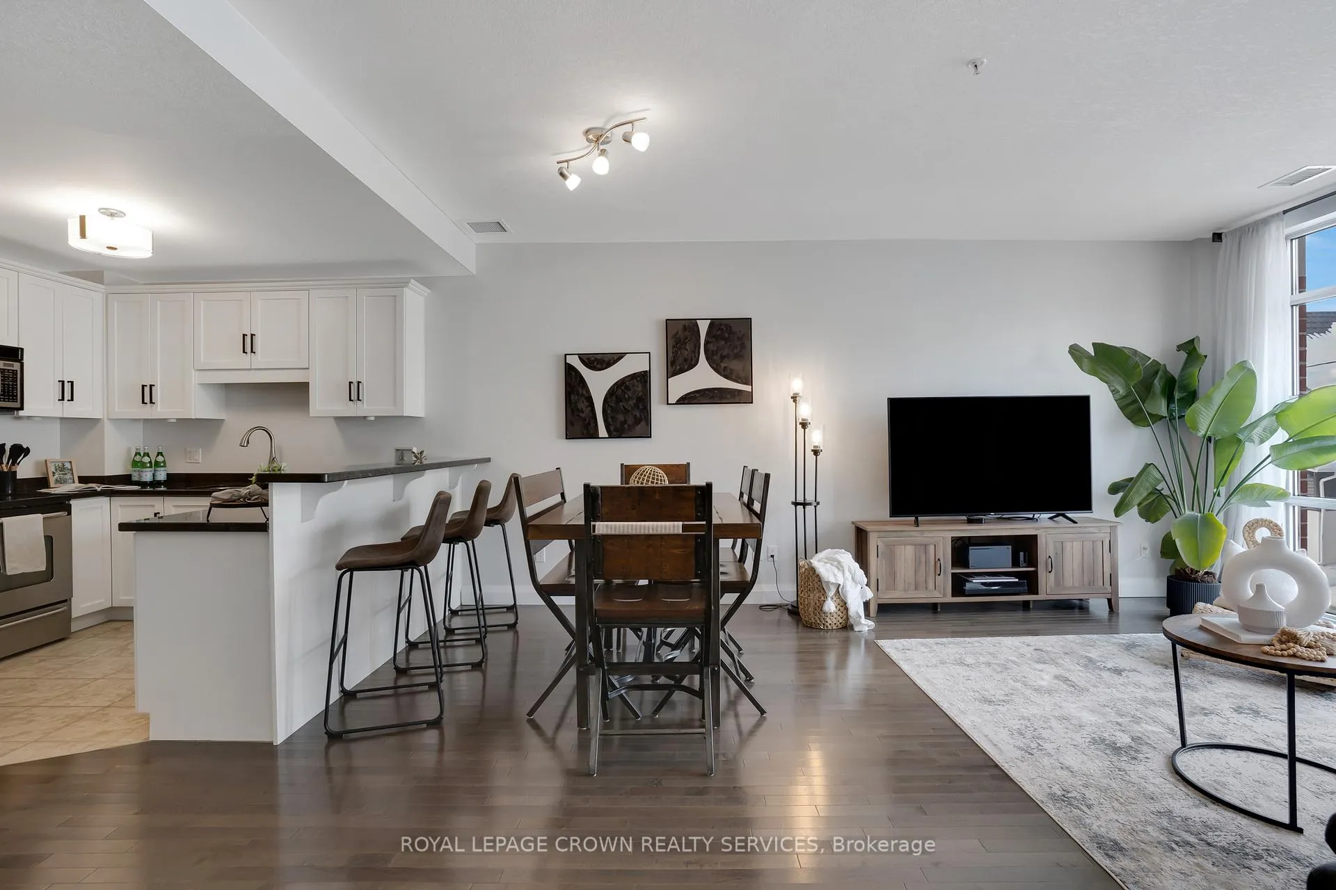 Photo 24 of Unit 218, 165 Duke Street E, Kitchener, King East — HOMEH