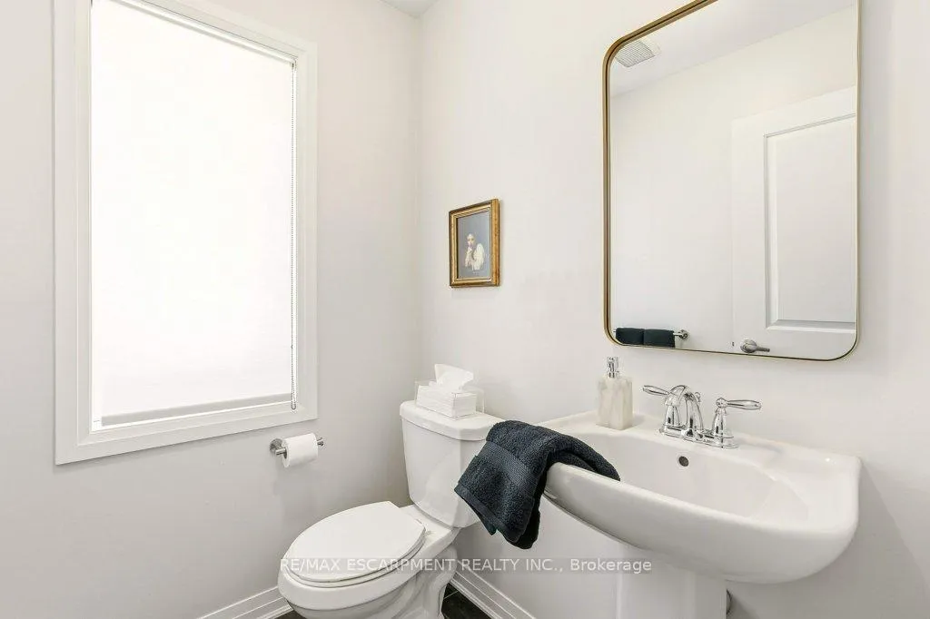 Photo 23 of 3998 Fracchioni Drive, Lincoln, Beamsville — HOMEH