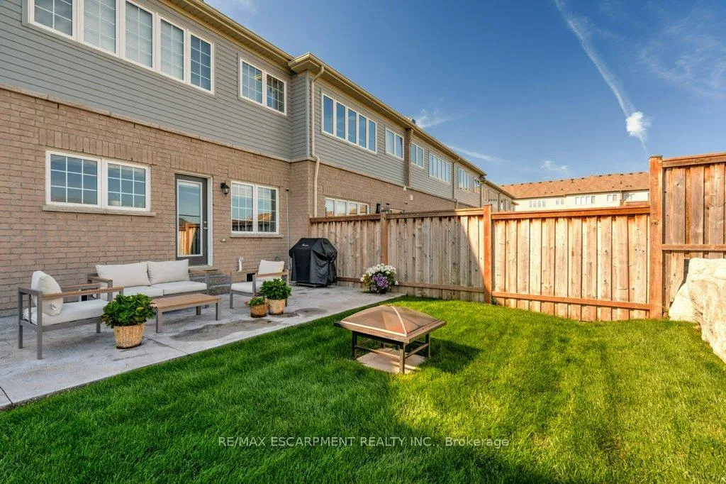 Photo 44 of 3998 Fracchioni Drive, Lincoln, Beamsville — HOMEH