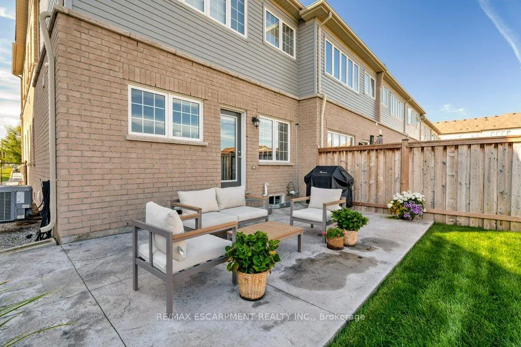 Photo 45 of 3998 Fracchioni Drive, Lincoln, Beamsville — HOMEH