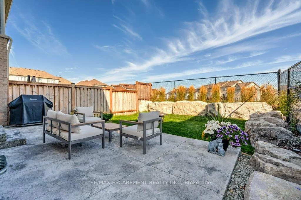 Photo 46 of 3998 Fracchioni Drive, Lincoln, Beamsville — HOMEH