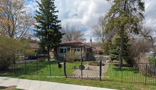 Front of 5332 Lawrence Avenue E
