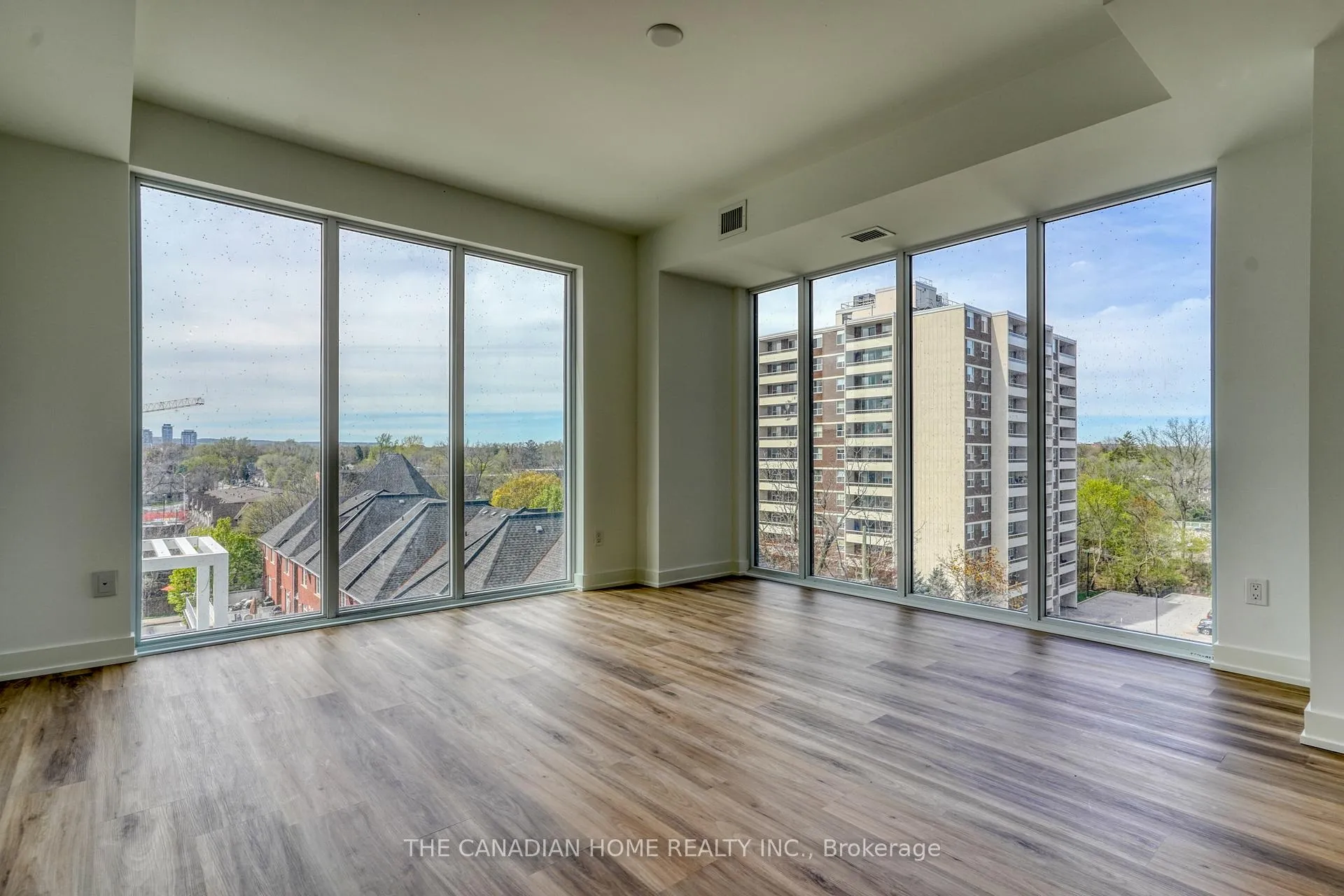Photo 17 of Unit 511, 370 Martha Street, Burlington, Brant — HOMEH