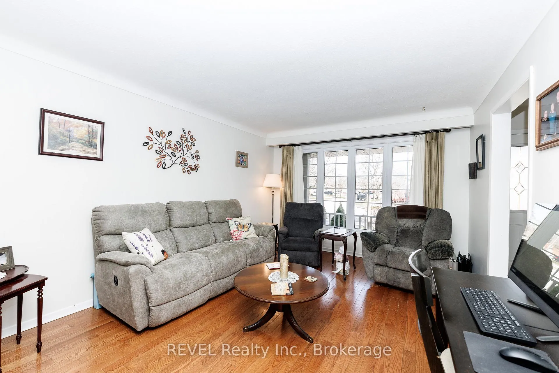 Photo 9 of 95 Loyalist Drive, Welland, Prince Charles — HOMEH