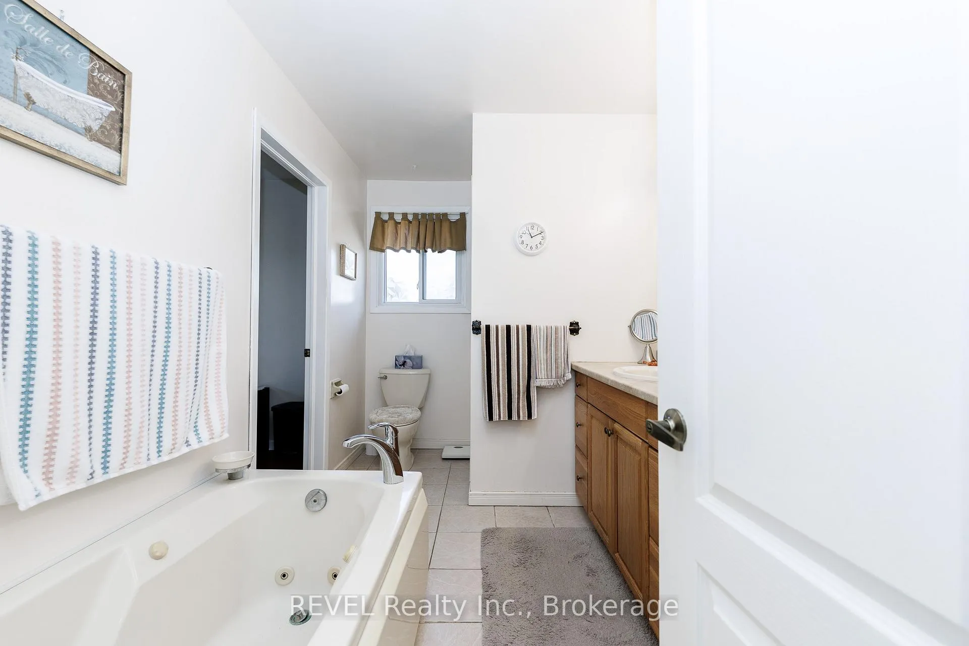 Photo 17 of 95 Loyalist Drive, Welland, Prince Charles — HOMEH
