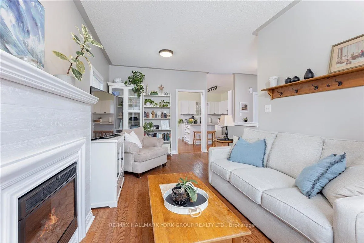 Photo 12 of 22 Margaret Place, Georgina, Keswick North — HOMEH