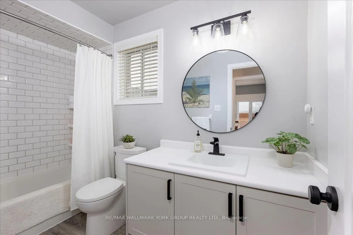 Photo 25 of 22 Margaret Place, Georgina, Keswick North — HOMEH
