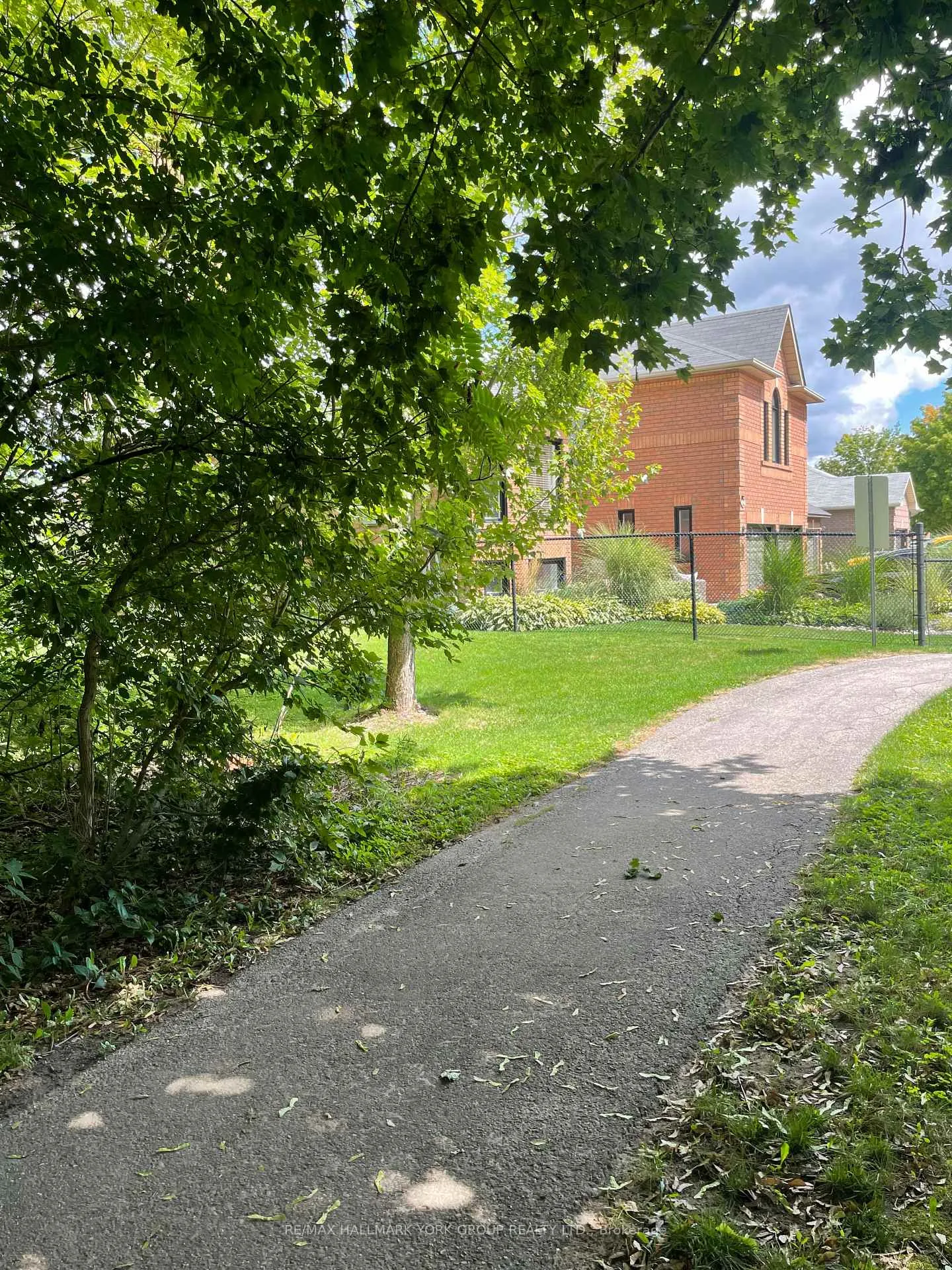 Photo 43 of 22 Margaret Place, Georgina, Keswick North — HOMEH