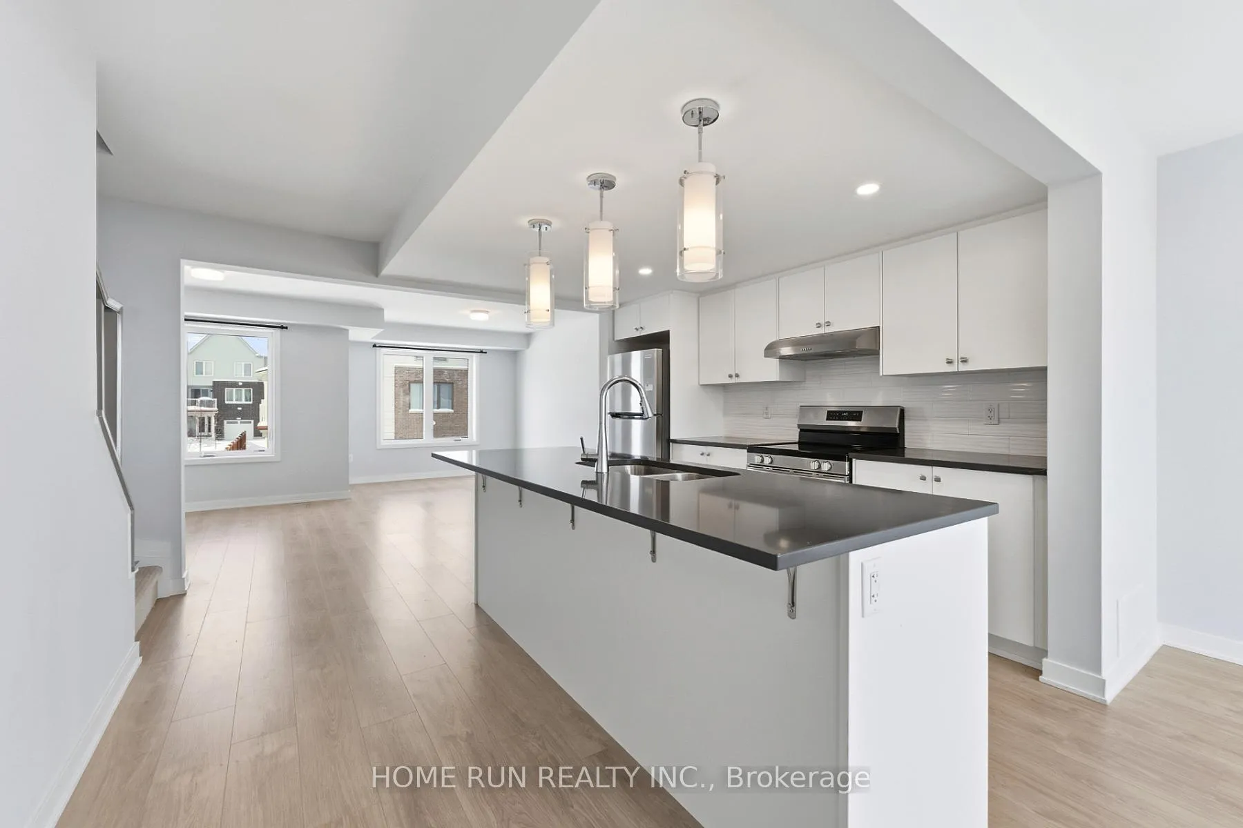 Photo 7 of 752 Kinstead Private, Ottawa, Stittsville (North) — HOMEH