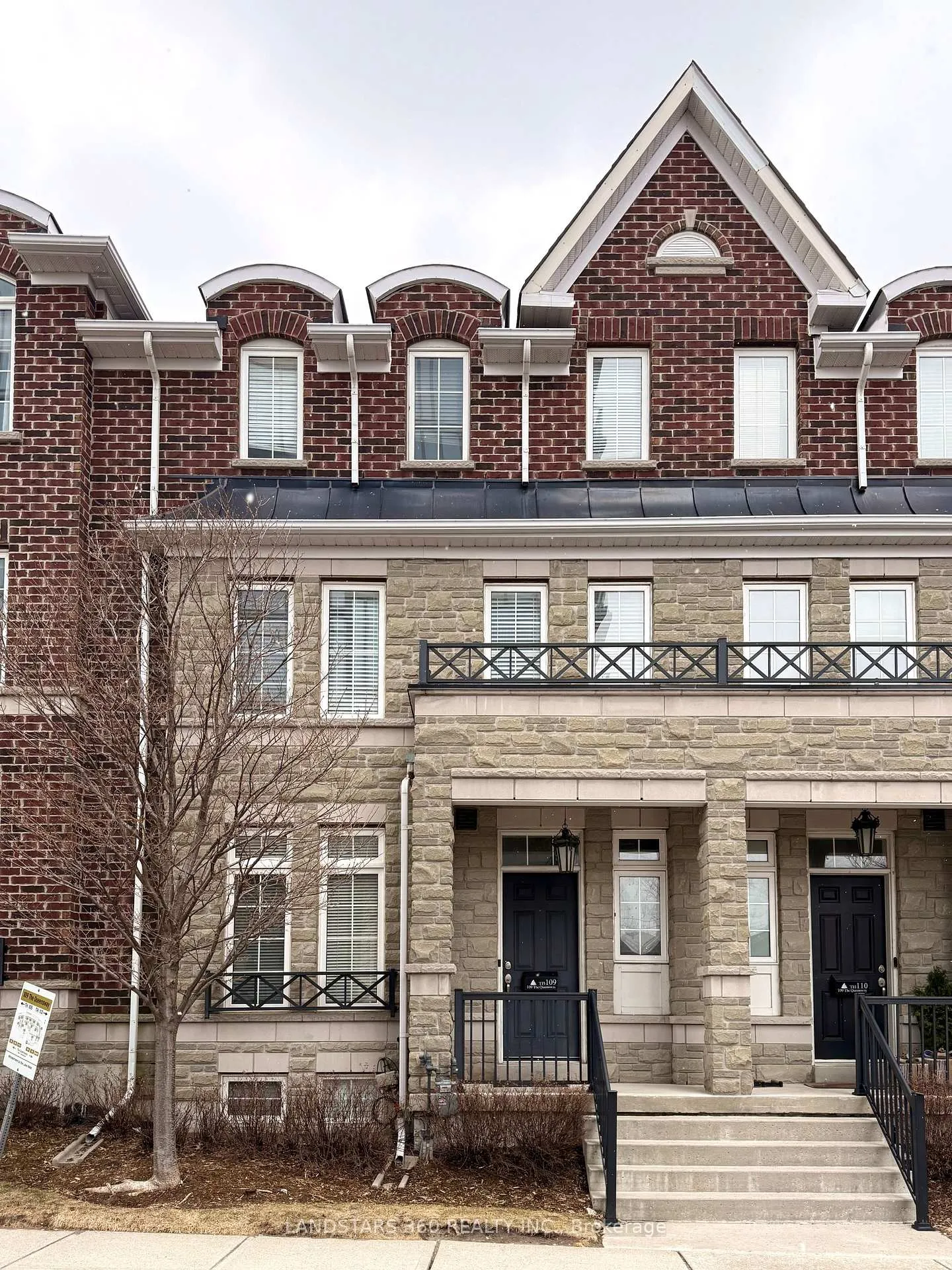 Photo 2 of Unit #109, 109 The Queensway, Toronto, High Park-Swansea — HOMEH
