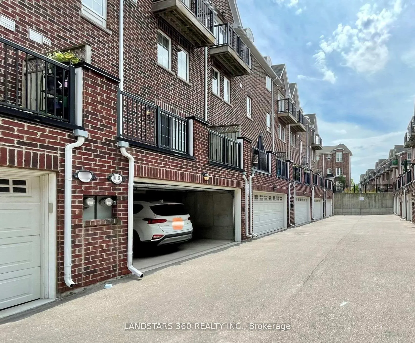 Photo 15 of Unit #109, 109 The Queensway, Toronto, High Park-Swansea — HOMEH