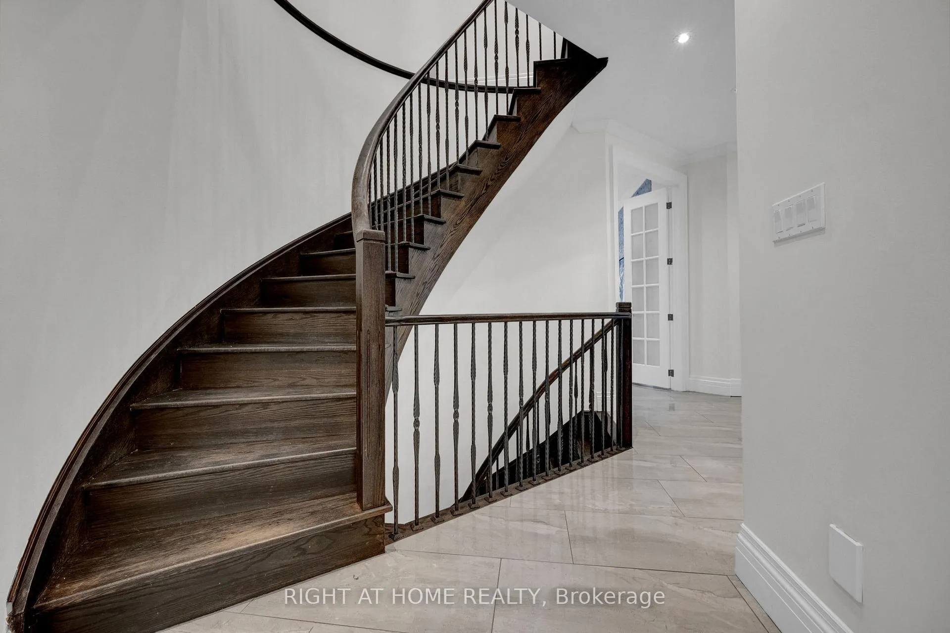Photo 40 of 3850 Kinsale Road, Pickering, Rural Pickering — HOMEH