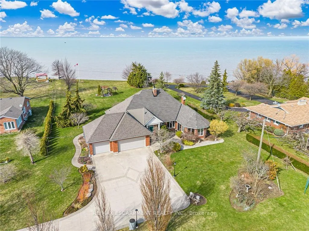 Photo of 3503 Lakeshore Road