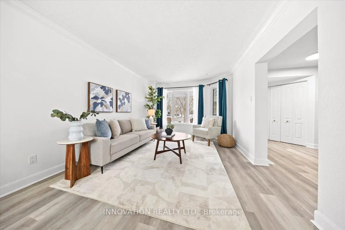 Photo 2 of 30 Fernbrook Place, Ottawa, Kanata - Emerald Meadows/Trailwest — HOMEH