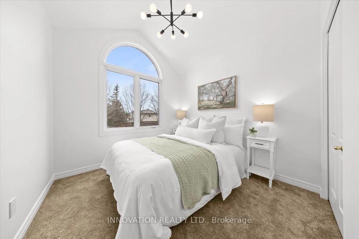 Photo 22 of 30 Fernbrook Place, Ottawa, Kanata - Emerald Meadows/Trailwest — HOMEH
