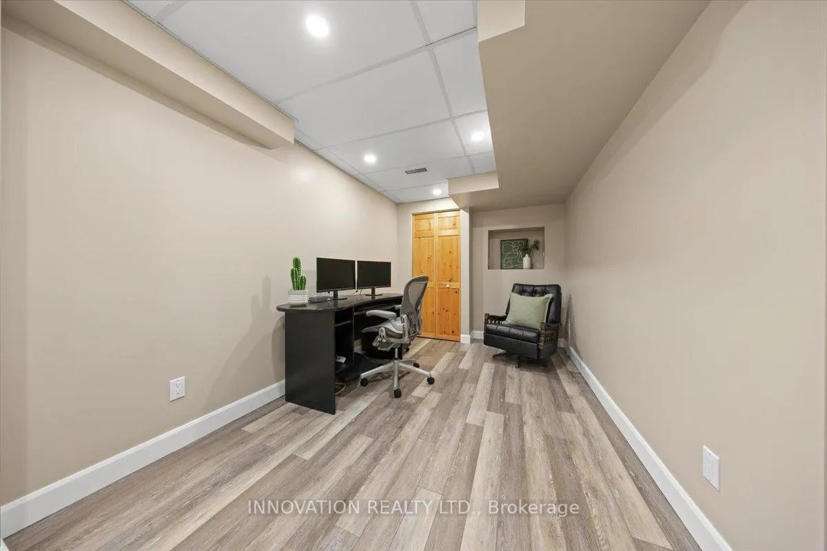 Photo 27 of 30 Fernbrook Place, Ottawa, Kanata - Emerald Meadows/Trailwest — HOMEH