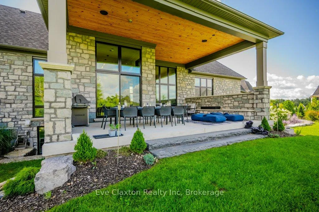 Photo 38 of 161 Heritage Lake Drive, Puslinch, Crieff/Aikensville/Killean — HOMEH