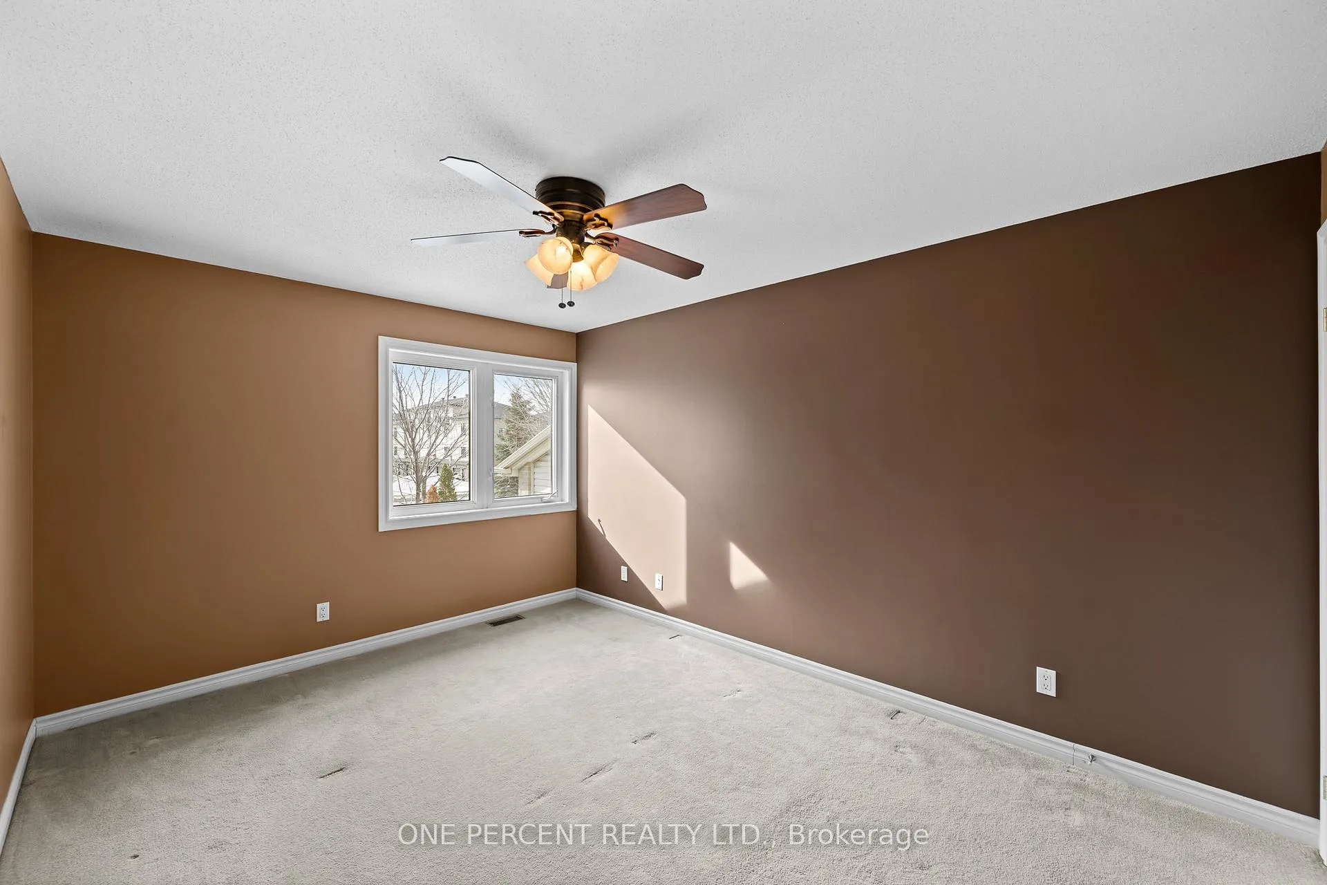 Photo 21 of 867 Schooner Crescent, Ottawa, Riverside South/Gloucester Glen — HOMEH