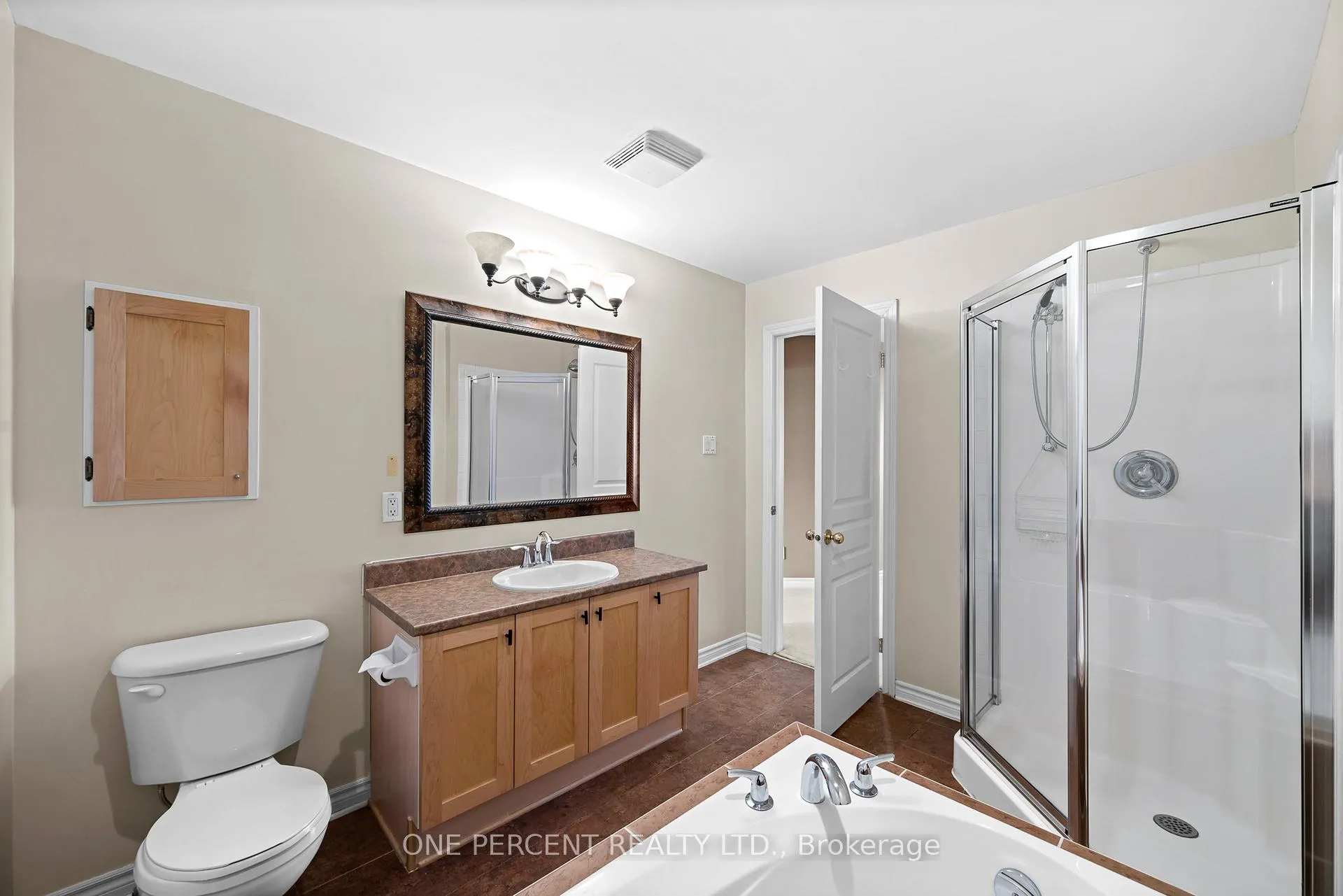 Photo 26 of 867 Schooner Crescent, Ottawa, Riverside South/Gloucester Glen — HOMEH