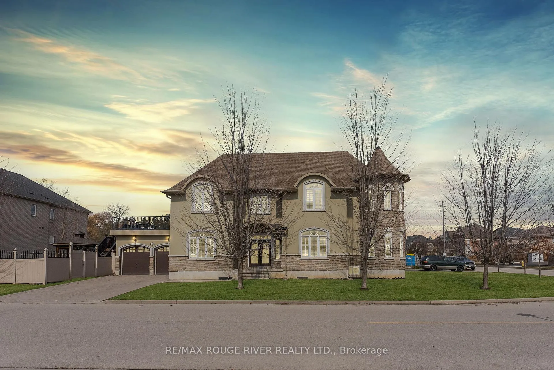 Photo 1 of 1784 Fairport Road, Pickering, Dunbarton — HOMEH