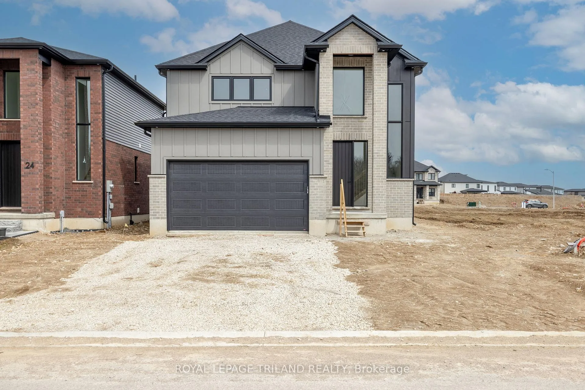 Photo 1 of 28 Allister Drive, Middlesex Centre, Kilworth — HOMEH