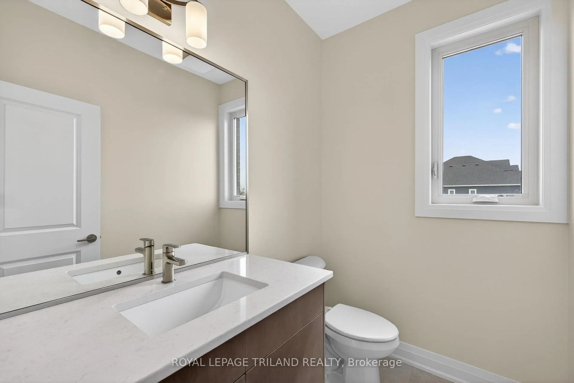 Photo 7 of 28 Allister Drive, Middlesex Centre, Kilworth — HOMEH