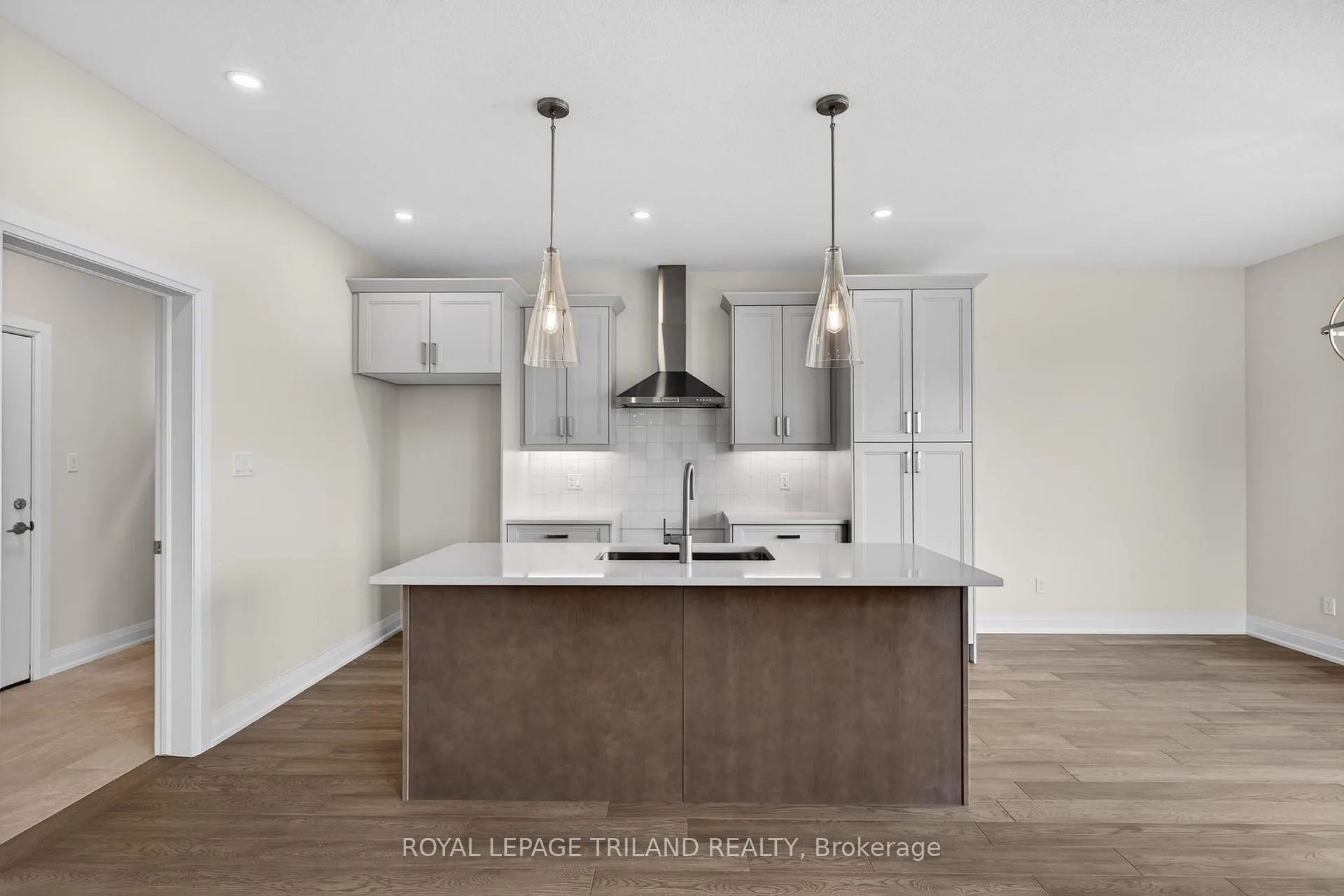 Photo 12 of 28 Allister Drive, Middlesex Centre, Kilworth — HOMEH