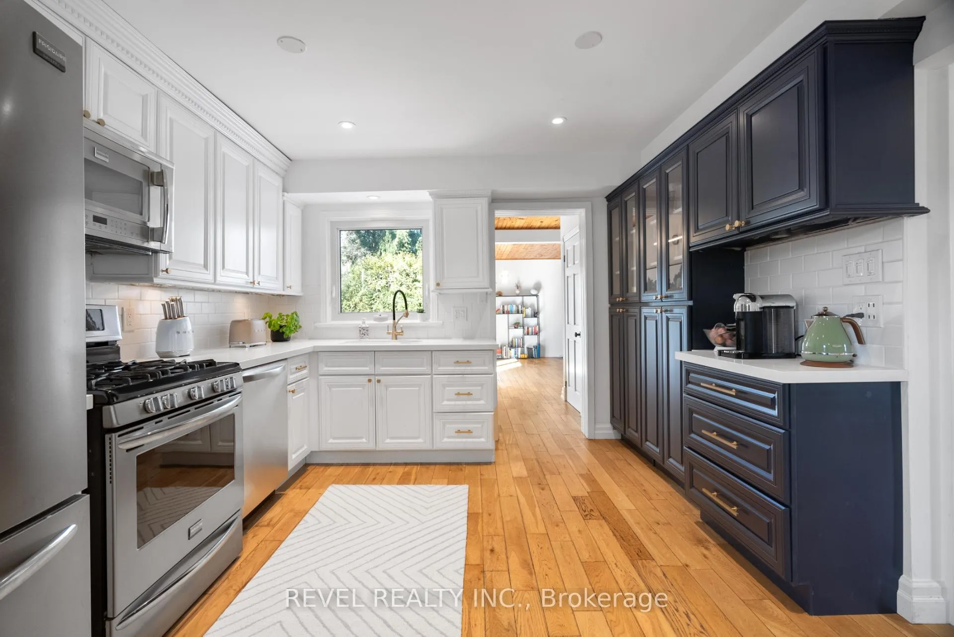 Photo 7 of 1428 Mill Street, Caledon, Cheltenham — HOMEH