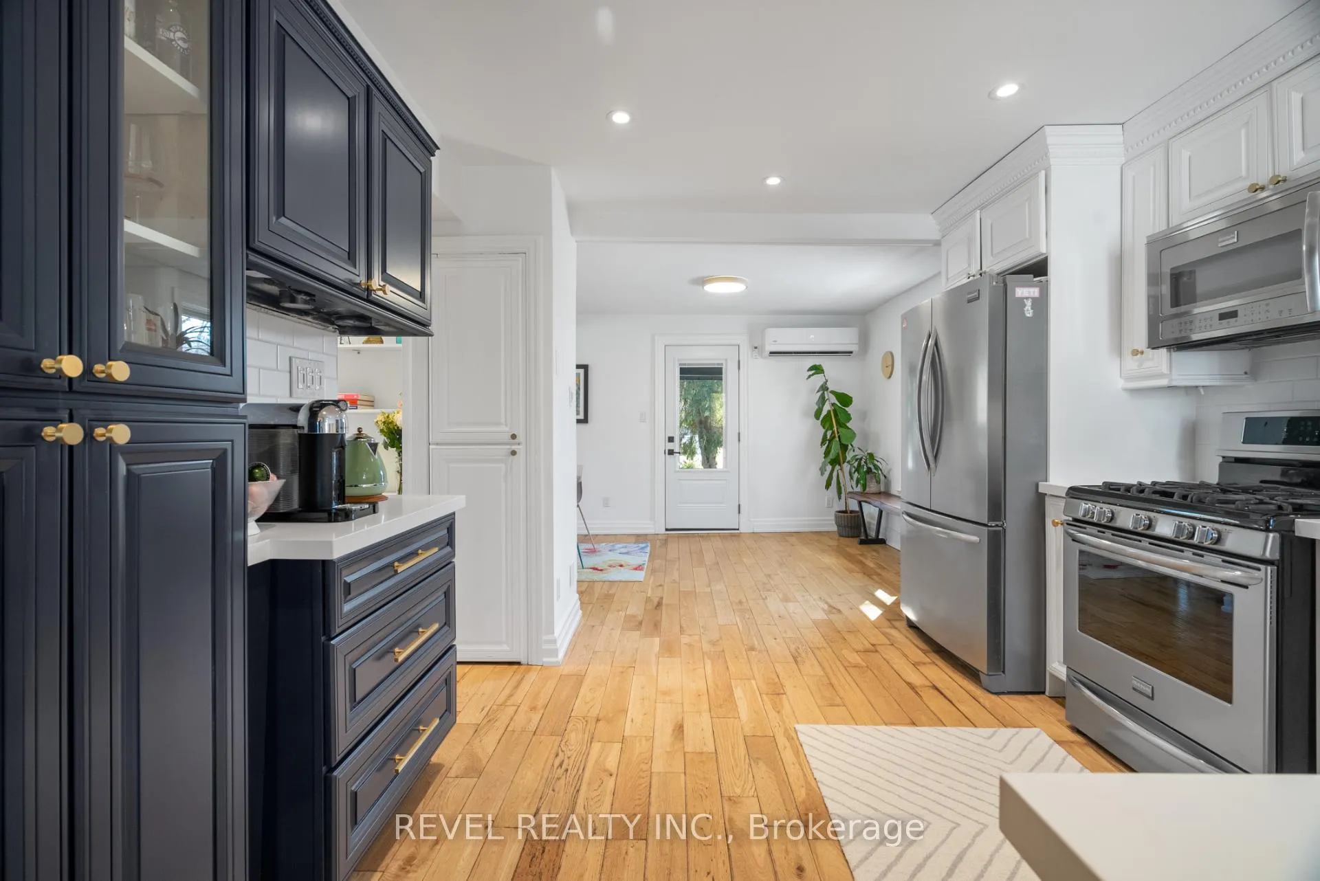 Photo 10 of 1428 Mill Street, Caledon, Cheltenham — HOMEH