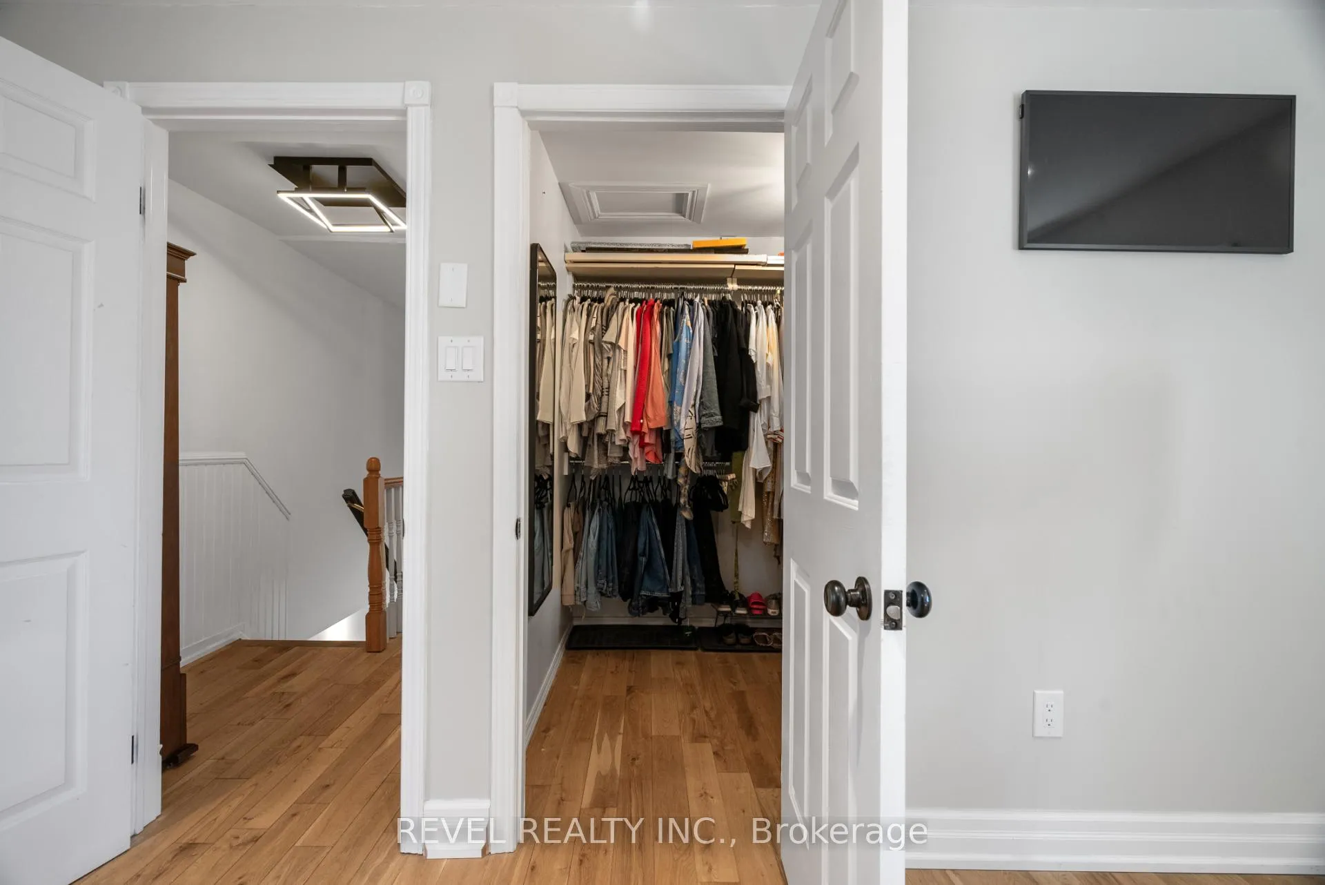 Photo 23 of 1428 Mill Street, Caledon, Cheltenham — HOMEH